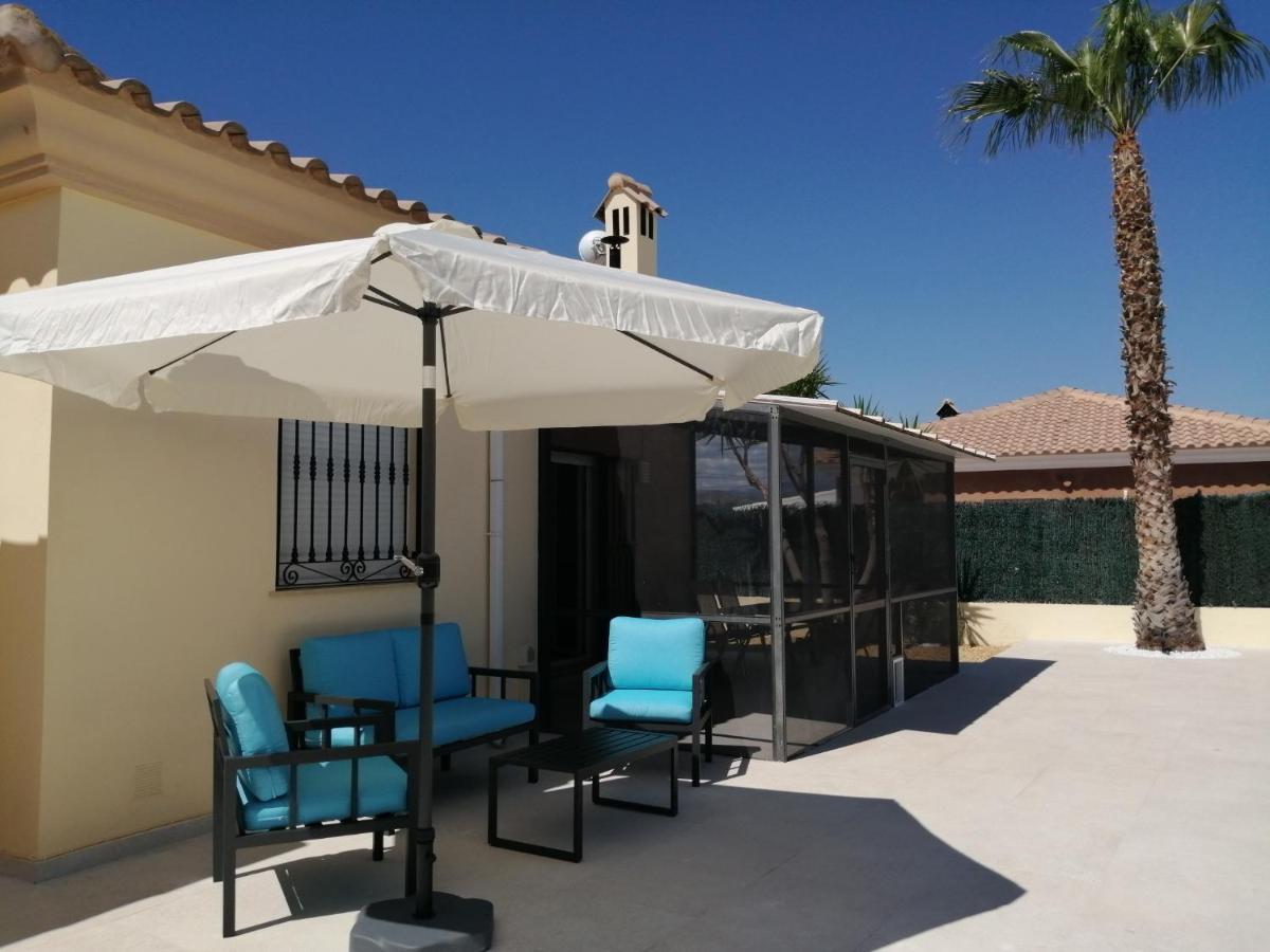 Villa Los Castos Immaculate 2-Bed Villa Arboleas Eksteriør billede
